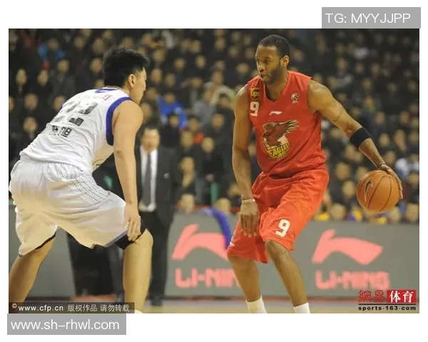 CBA焦点对决辽宁队迎战青岛麦迪展现篮球魅力